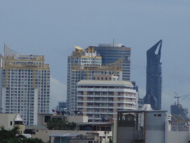 ux8hcqw6xm.jpg