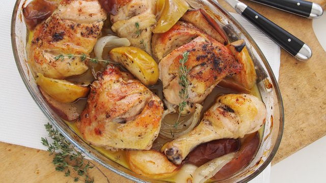 Baked Chicken with Apple Slices — Steemit