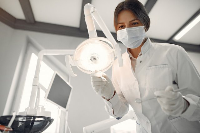 dental courses UK