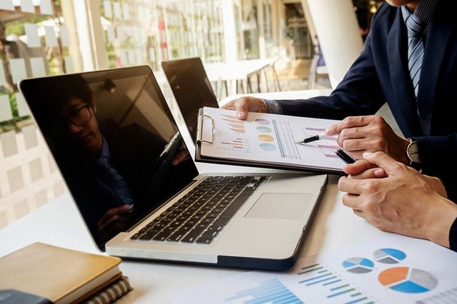 outsourced SEO services 2