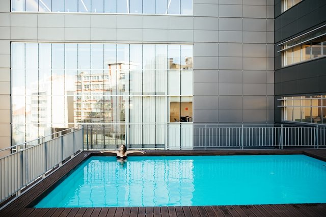 pool fencing