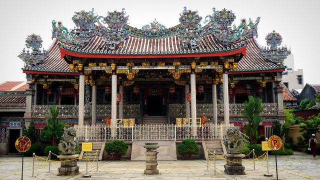 Into the details of Khoo Kongsi, Penang