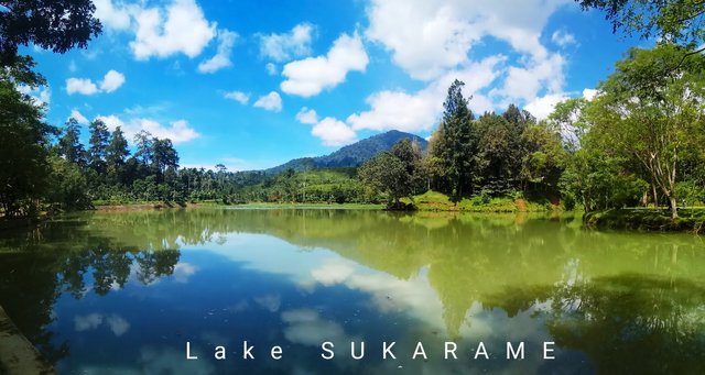 Vacation trips to Lake Sukarame and the natural Kabandungan tea gardens