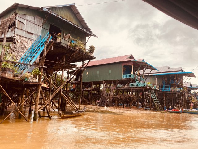 The water rises much higher during the wet season