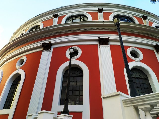 Visiting  Caracas Municipal Theatre