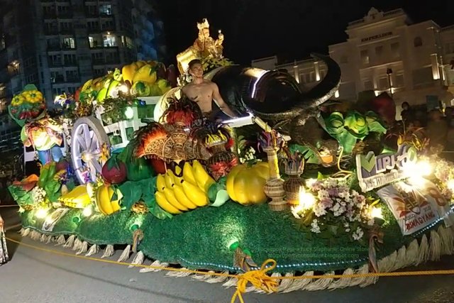 Dinagyang Festival 2020: Floats Parade of Lights is the Calmest Colorful Parade of Them All