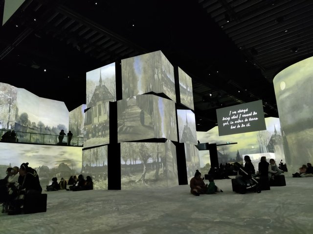 Van Gogh Exhibition by LUME: Melbourne Convention Centre (AUSTRALIA).jpg