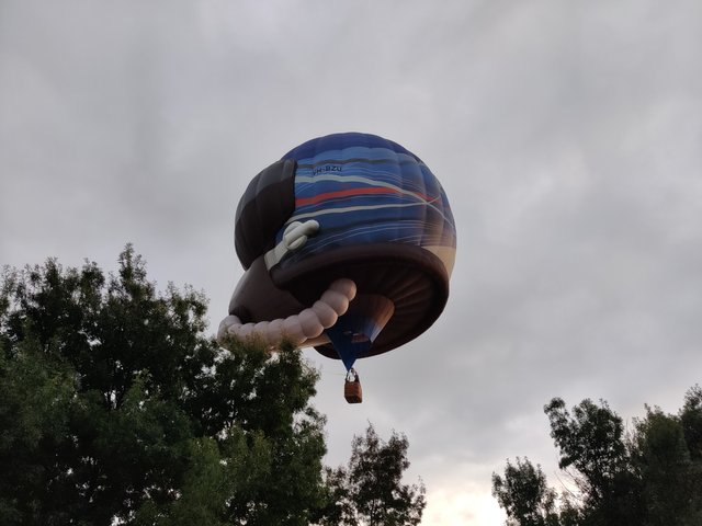 Early Morning Balloons: Canberra, AUSTRALIA.jpg