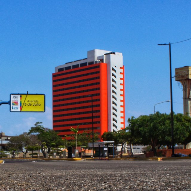 Av. 5 de Julio de Maracaibo- Venezuela