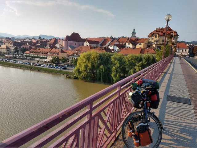 Cycling from Ukraine to Lisbon. Day 13 - Maribor