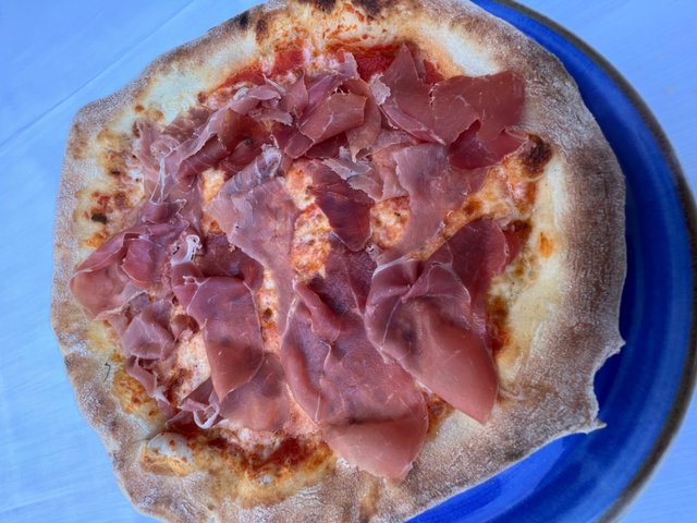 Pizza prosciutto