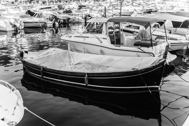 Traditional wooden sailing boats always find a special place in my sight!