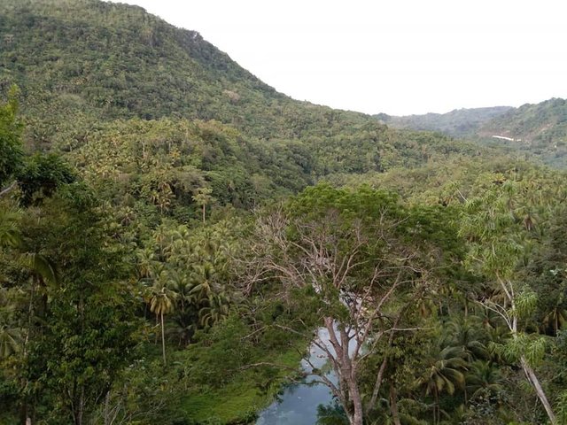 Now we are in the middle of our whereabouts hehe I think we need to take a rest because my arm aching to control and bike and the weight. Wow! just take a look at how wonderful were on the top of the world.