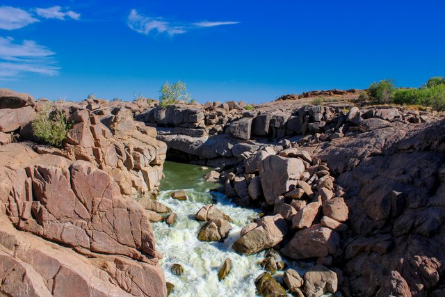 The top section of Augrabies Falls.