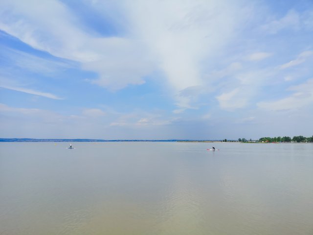  The shallow nature of Neusiedler See provides perfect conditions for water sports. Photo by Alis Monte [CC BY-SA 4.0], via Connecting the Dots