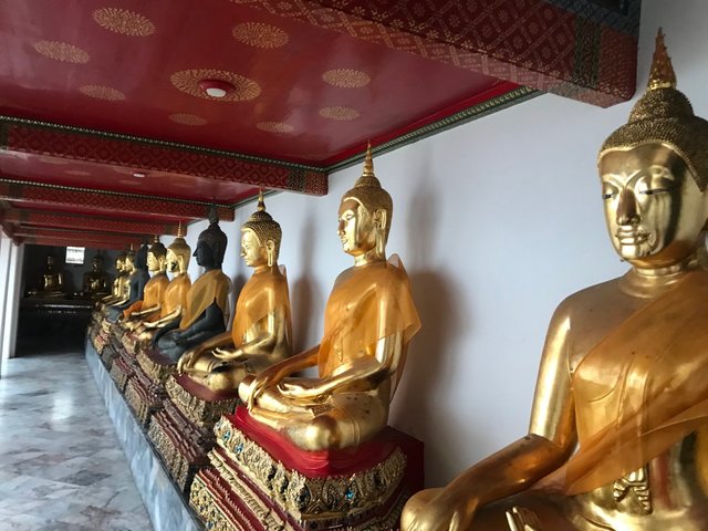 Buddha is all around at Wat Pho