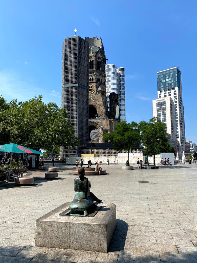 Breitscheidplatz public square and the Kaiser Wilhelm Memorial Church