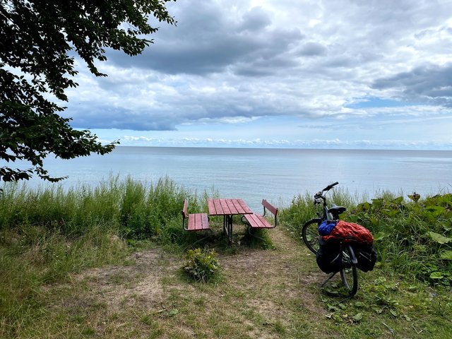 The traveller bench