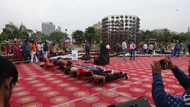 Push-up competition