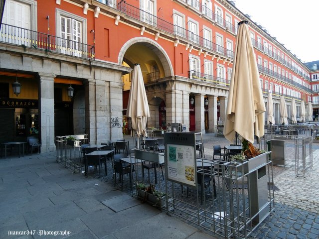 Terraces where you can enjoy the pleasures of traditional Madrid cuisine