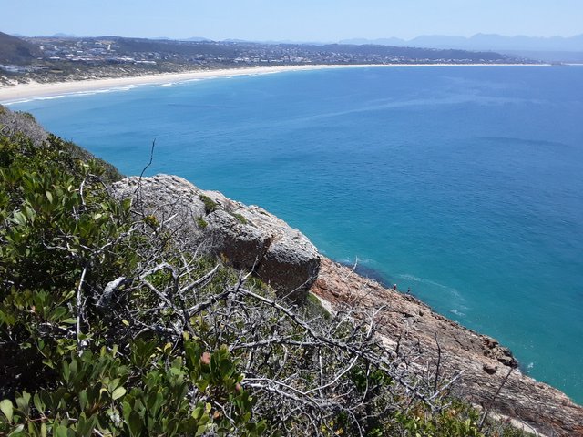 My photo from the Robberg Peninsula itself, with the Robberg beach - annual whale siting region