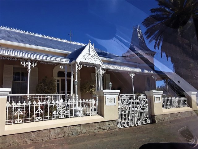 This style is popular all the way to the Cape of Good Hope, 600km west of here, with iconic colonial influence