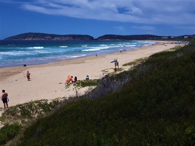 Millionaire’s mile on Robberg beach, from another angle, with Robberg peninsula in the distance.