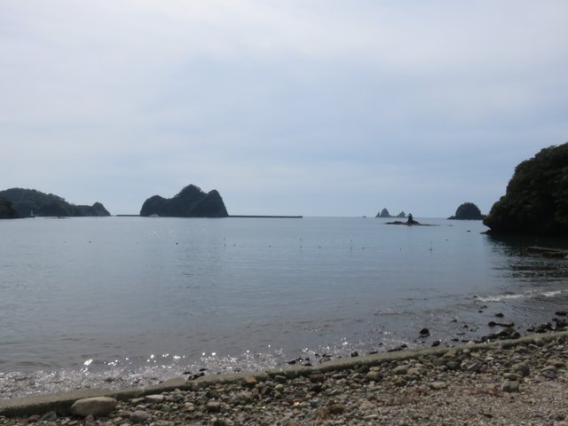 The quiet coast at Tago.