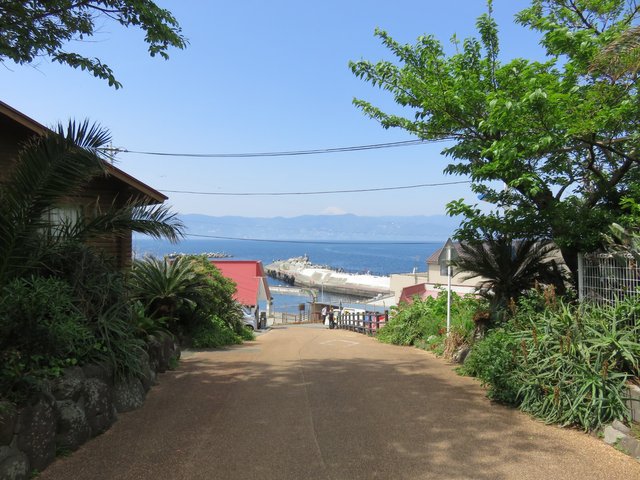 Back down to the harbour again.