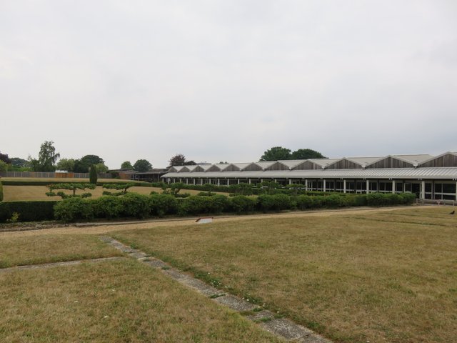 The central garden has been authentically reproduced thanks to the preserved archaeological remains of the hedges and their shapes.