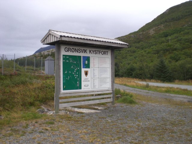 Gronsvik Kystfort, parking lot