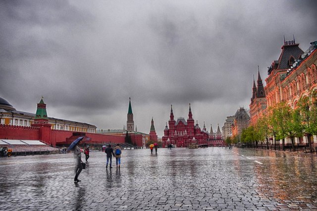 On the right side of the Red Square: The legendary GUM