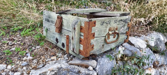 Ammunition case. Why? Who lost it?