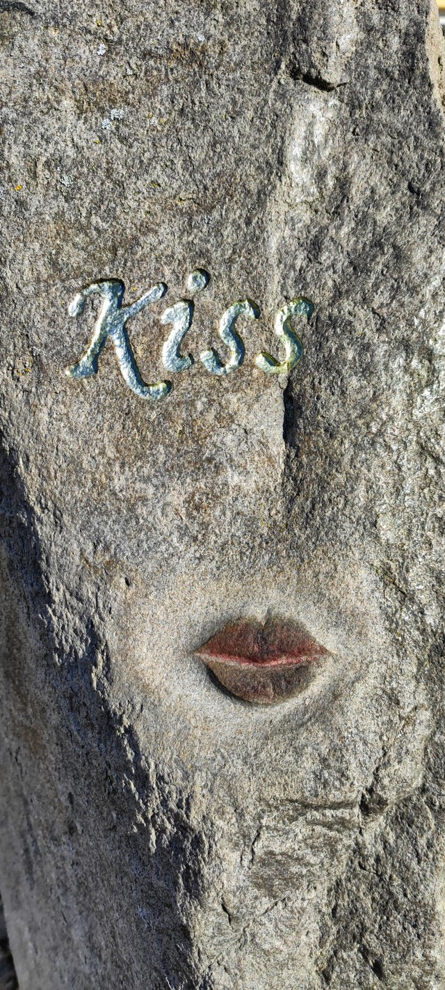 Kiss me!