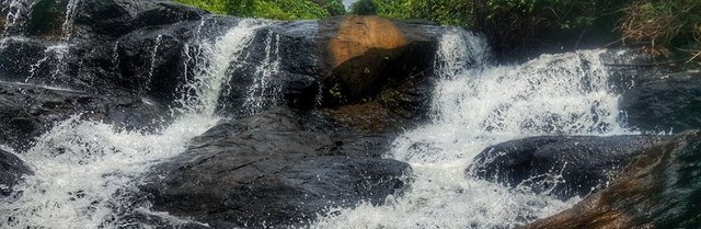 Tudugala Falls is the closest waterfall of Sri Lanka to the sea...