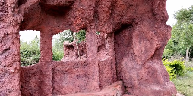 Image taken from World Orgs. Spots to sit down and chill on the limestone Arch