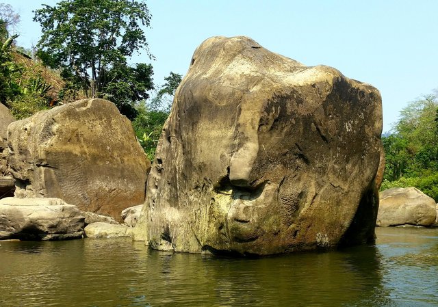 A huge Rock 