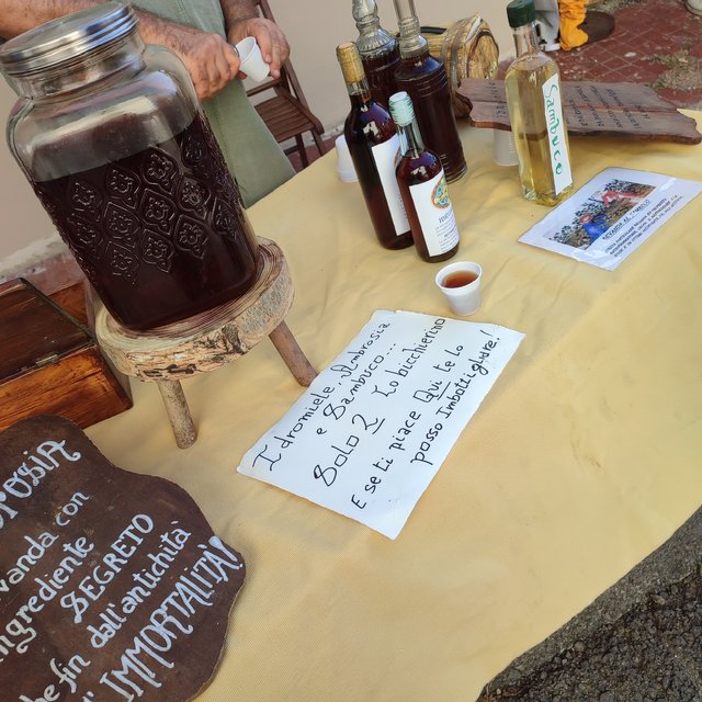 The old liquors, mead, ambrosia, hypoocrass, wine with spices and cumin liqueur a real treat, we have tried some, especially love the mead which is really sweet.