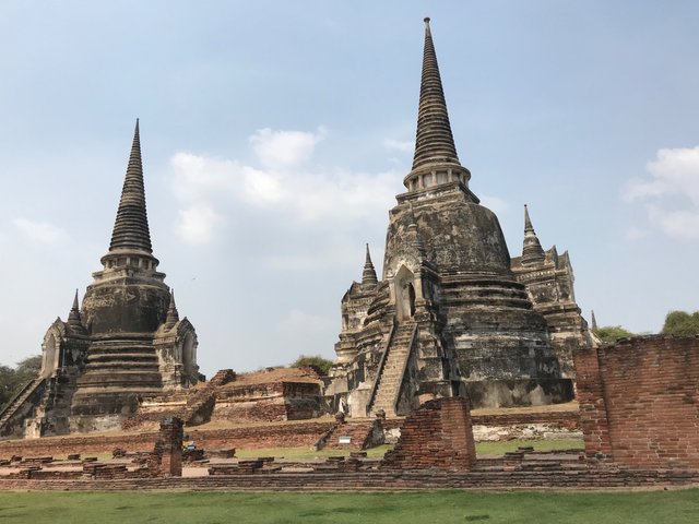 The Two stupa of Wat Phra Si Phet 