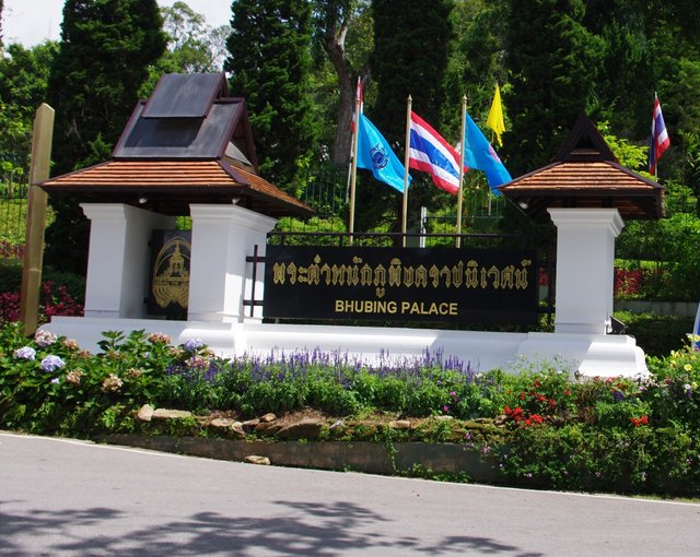 Bhubing Palace