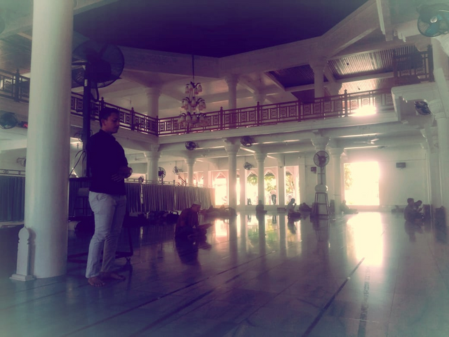 prayer worship activities in the mosque.