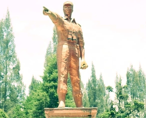 Indonesian Heroes Statue,