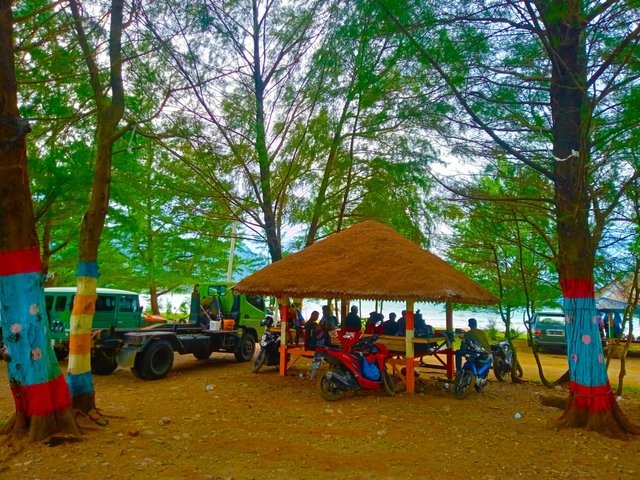 Jambo eat, rest near the parking lot