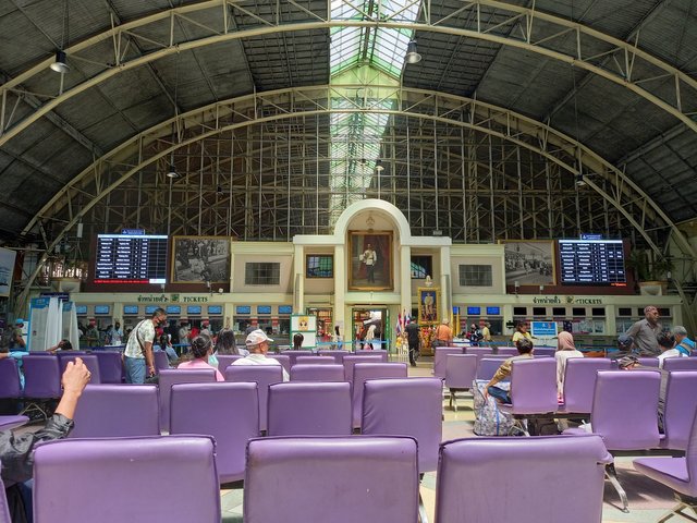 Bang Sue Central Station