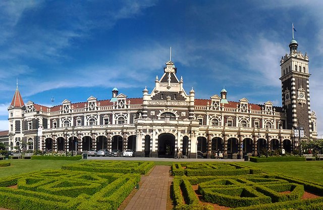 [Image Source](https://seethesouthisland.com/dunedin-railway-station-new-zealand/)