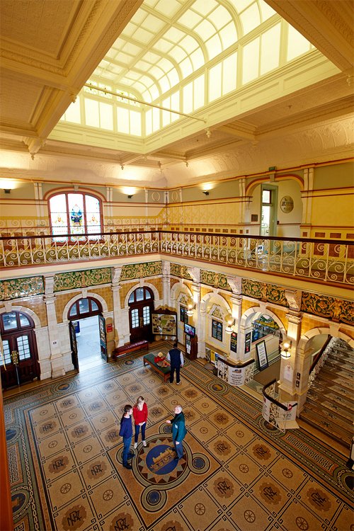 [Image Source](https://nzhistory.govt.nz/media/photo/dunedin-railway-station-0)  Impressed? I was.