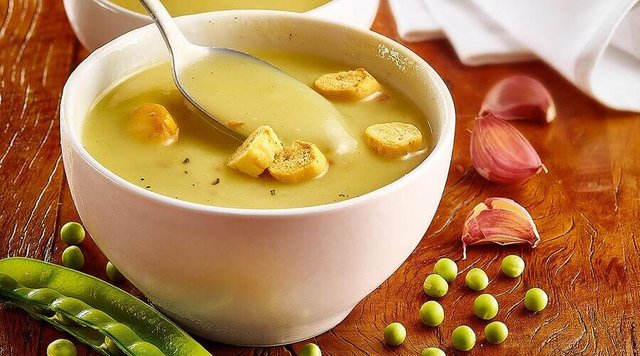 Finnish pea soup