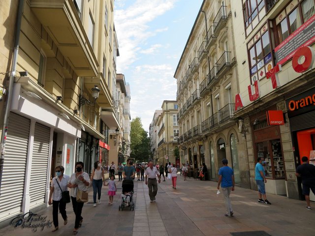 on the right side of the Plaza de la Virgen White