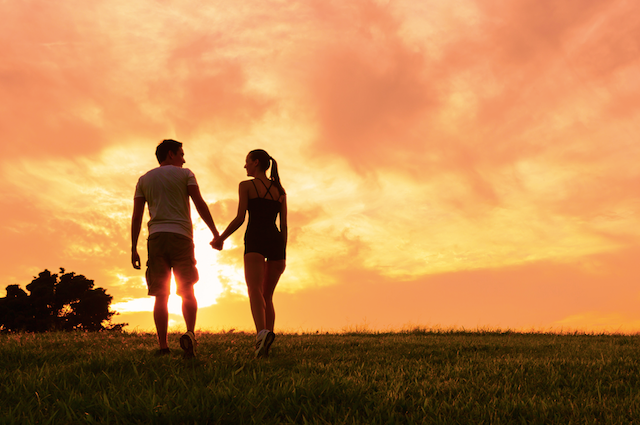 Couple-in-Hawaii-.png