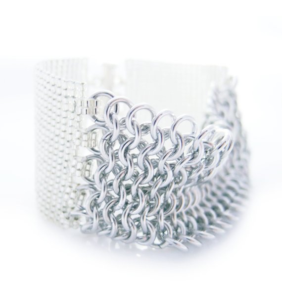 Image of JR WOMAN Cuff